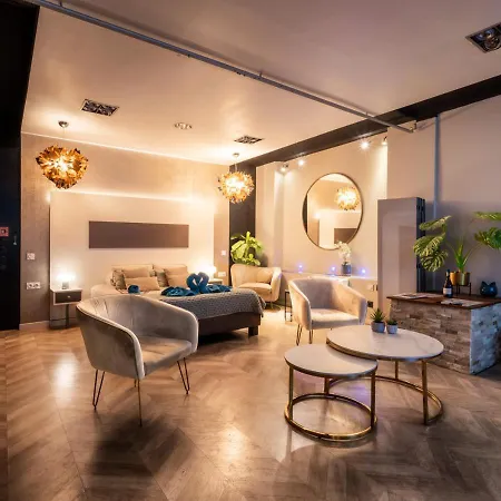 Avec Jacuzzi Prive Ideal Seul Ou Couple - Maison Carre 公寓