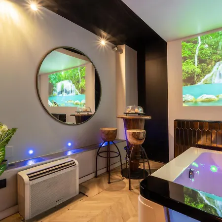 Avec Jacuzzi Prive Ideal Seul Ou Couple - Maison Carre