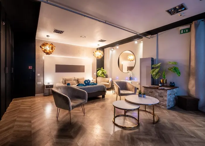 Avec Jacuzzi Prive Ideal Seul Ou Couple - Maison Carre Διαμέρισμα
